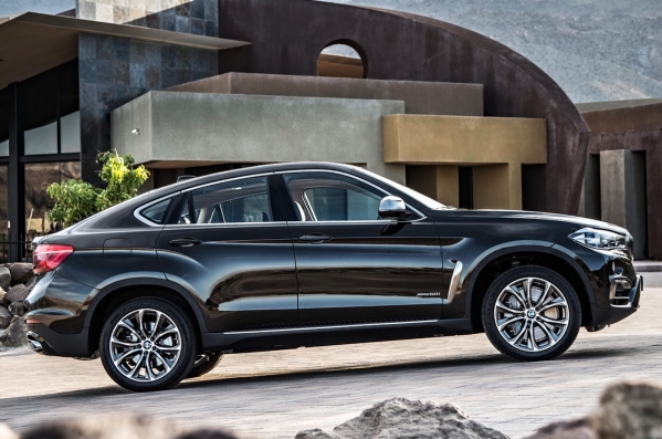 https://wcar.sets.lv/cars/BMW/X6/1429090744-bmw-x6-2015-10.jpg