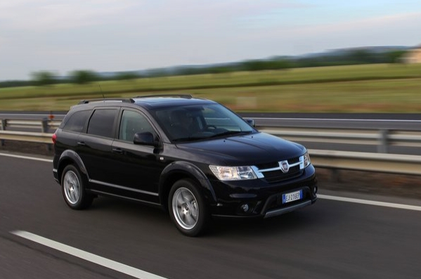 https://wcar.sets.lv/cars/Fiat/Freemont/1360792931-Fiat-Freemont_2012_800x600_wallpaper_0e.jpg
