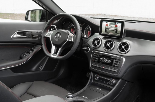 https://wcar.sets.lv/cars/Mercedes-Benz/GLA/1402486200-Mercedes-Benz-GLA-Class_2015_800x600_wallpaper_51.jpg