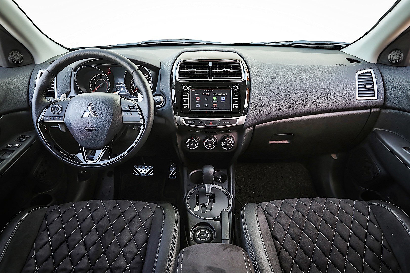 https://wcar.sets.lv/cars/Mitsubishi/ASX/5804d38db8315f58ce458eec5be16846.jpg