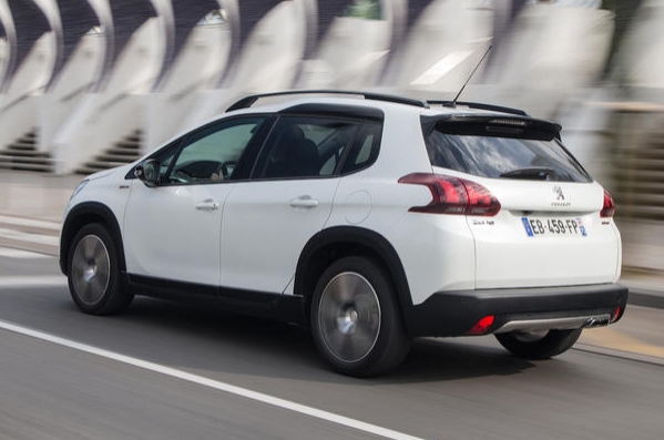 https://wcar.sets.lv/cars/Peugeot/2008/7319a2b5aee20587cd56b9da99bede7c.jpg