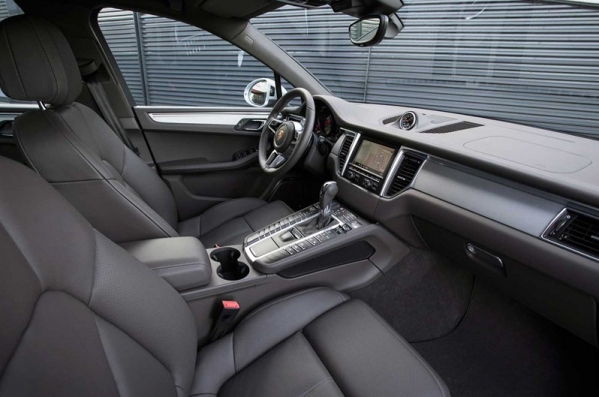 https://wcar.sets.lv/cars/Porsche/Macan/1396435260-24314141231262.jpg