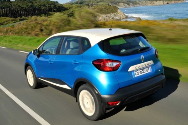 https://wcar.sets.lv/cars/Renault/Captur/1370295956-135131364585.jpg