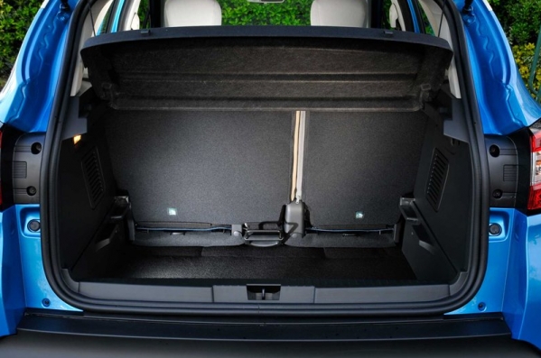 https://wcar.sets.lv/cars/Renault/Captur/1370295970-1351313522570.jpg