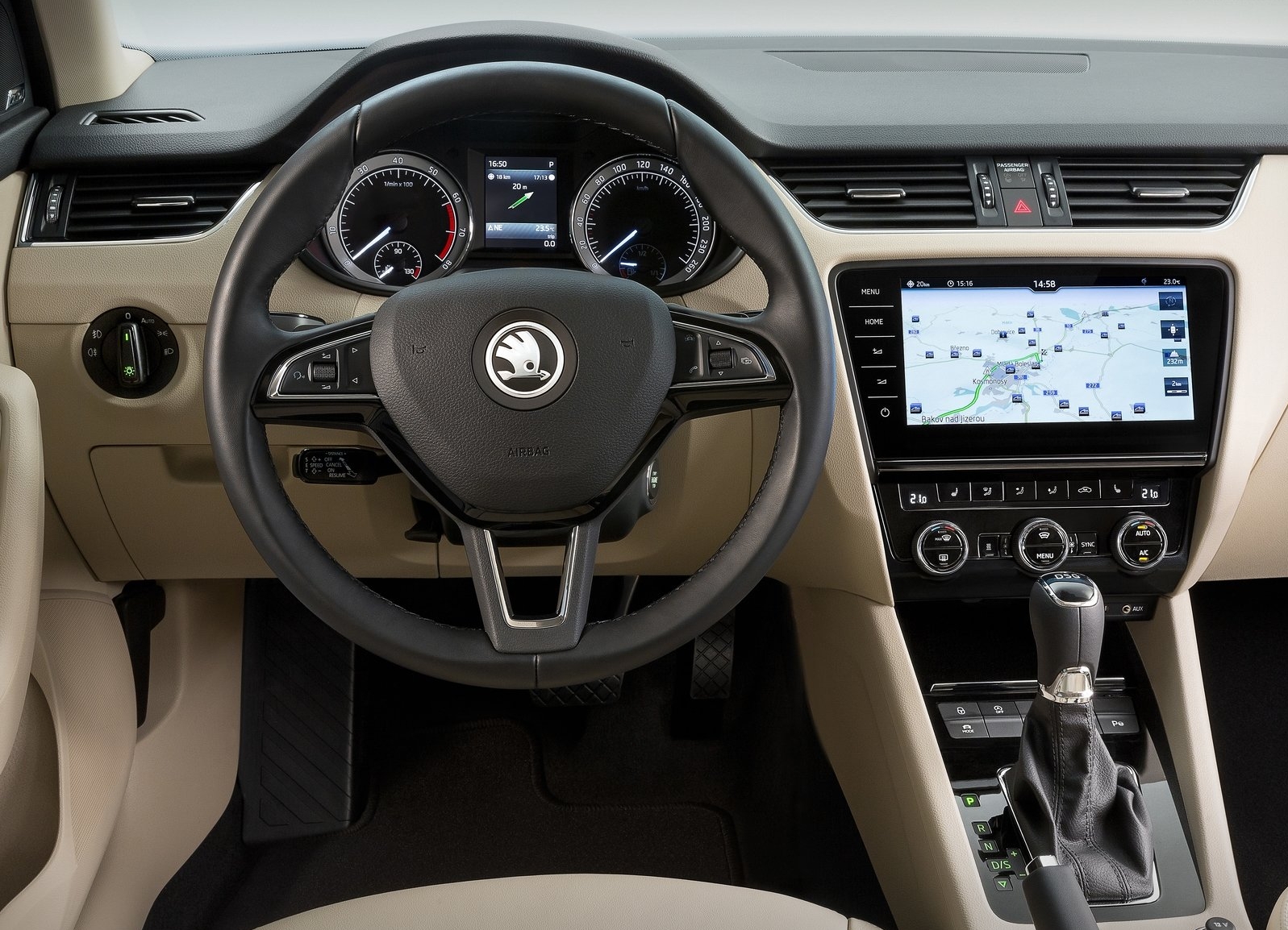 https://wcar.sets.lv/cars/Skoda/Octavia/a4c3463a467bbb4faf1151926e9328ef.jpg