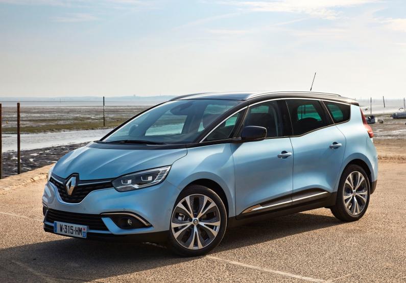 Renault Grand Scenic: pirmie iespaidi